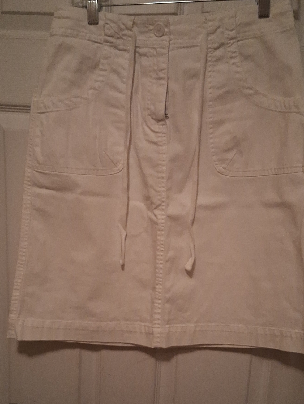 Talbots Whiter Drawstring Front Pocket Skirt Size 4